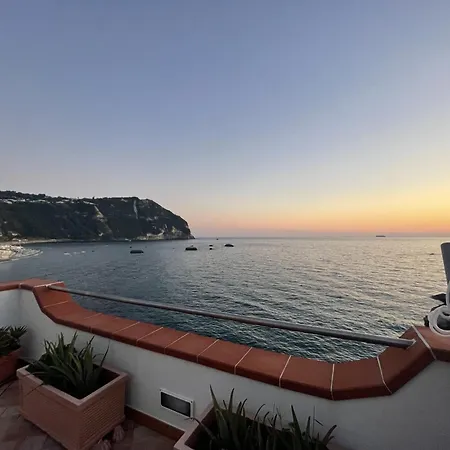 Apartmán The By The Sea Forio di Ischia