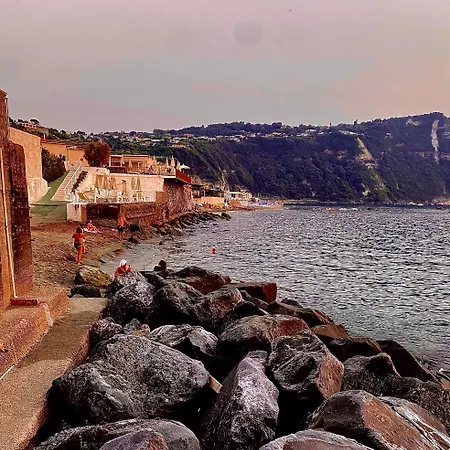 The By The Sea Apartmán Forio di Ischia